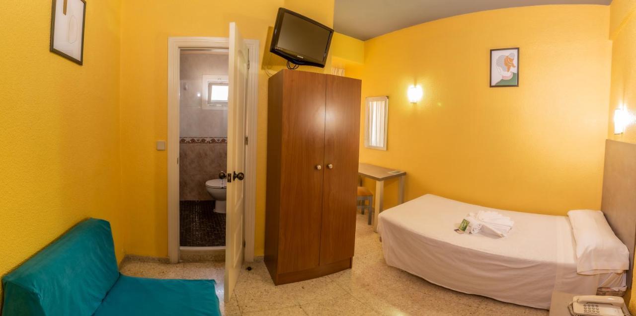 Hotel Universal Murcia Luaran gambar