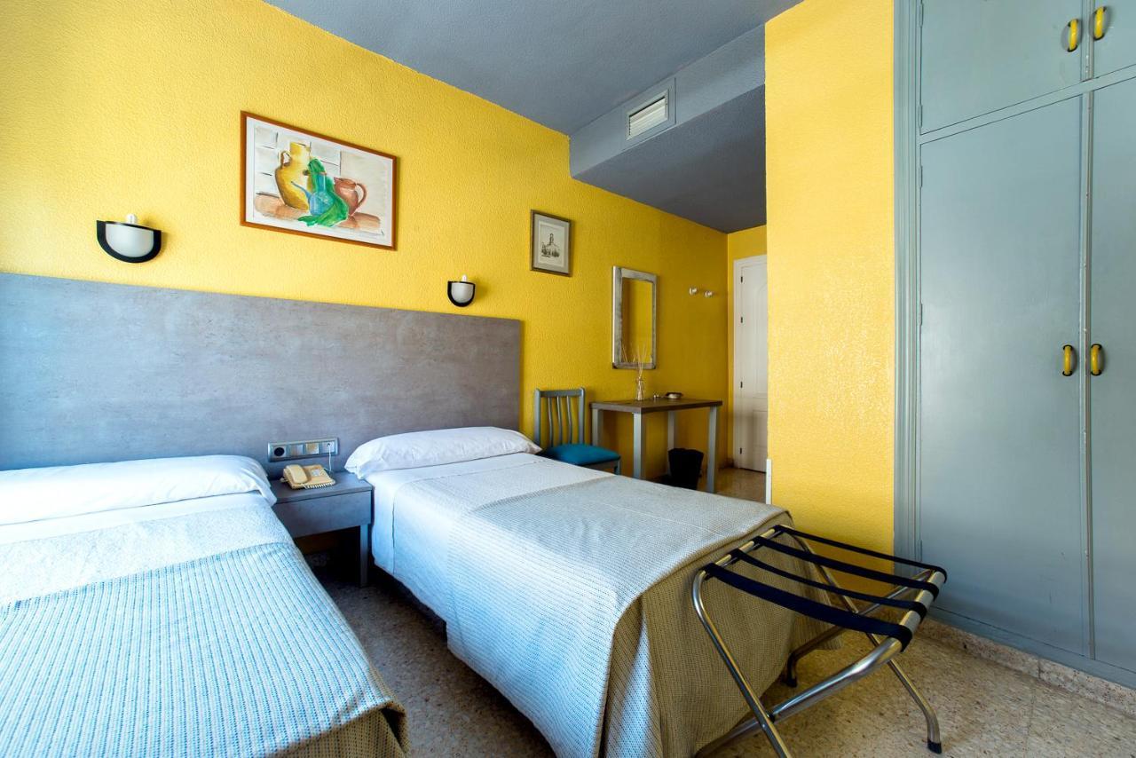 Hotel Universal Murcia Luaran gambar